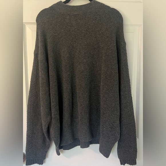 Women's New With tags St. Johns Bay Charcoal Heather Knit Sweater - Picture 5 of 6